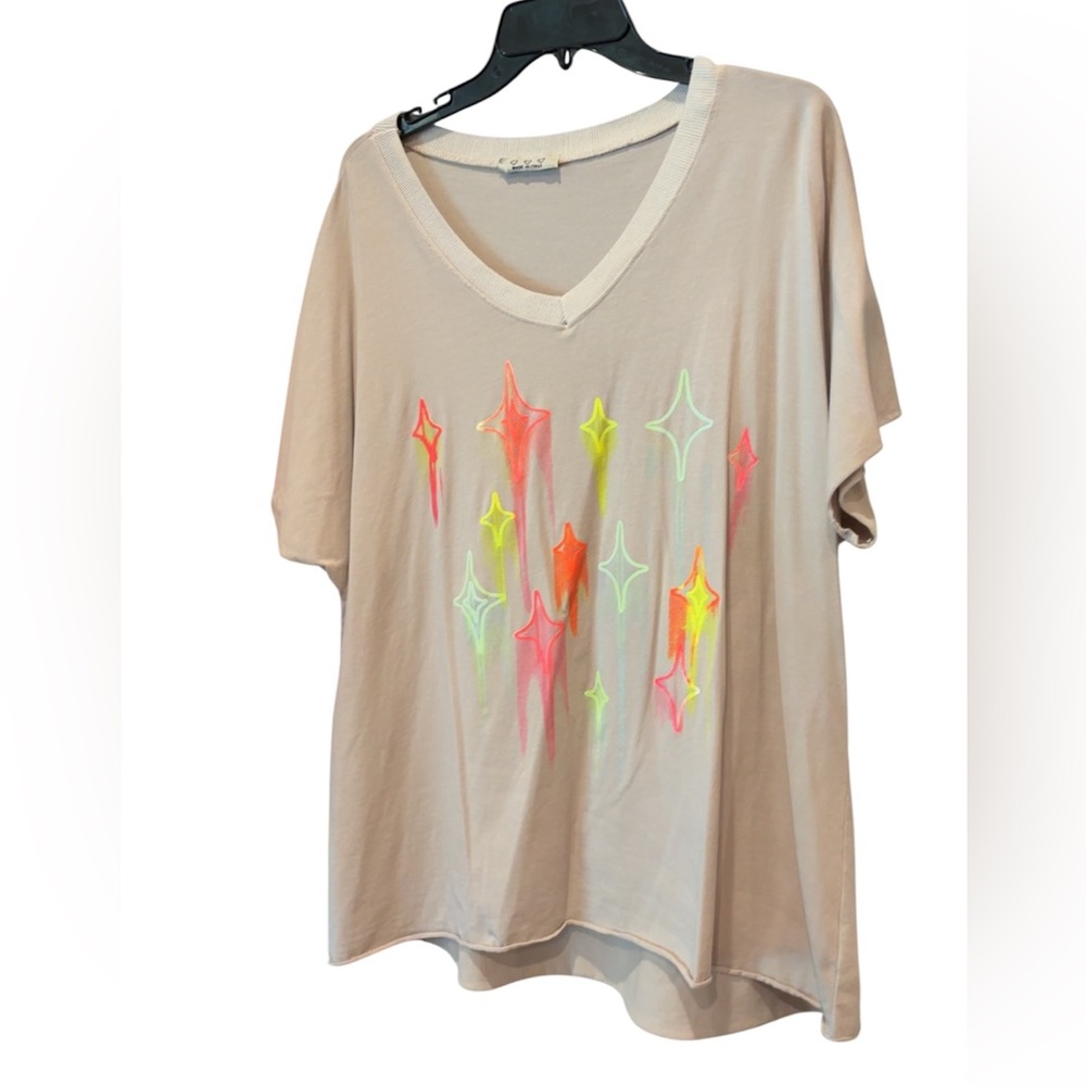 Coastal Bloom Beige Star Print Women's Top